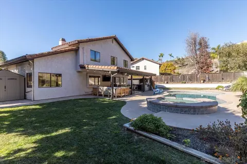 Exterior - 14773 Oakline Rd, Poway, CA 92064 photo 10 of 12
