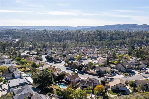 View/Area - 14773 Oakline Rd, Poway, CA 92064 photo 4 of 7