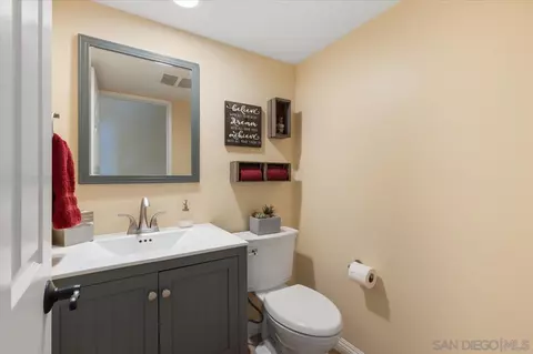 Bath - 14773 Oakline Rd, Poway, CA 92064 photo 1 of 3