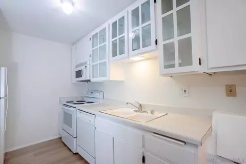Kitchen - 5700 Baltimore Dr #182, La Mesa, CA 91942 photo 4 of 4