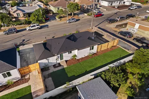 View/Area - 211 E California Ave, Vista, CA 92084 photo 2 of 8