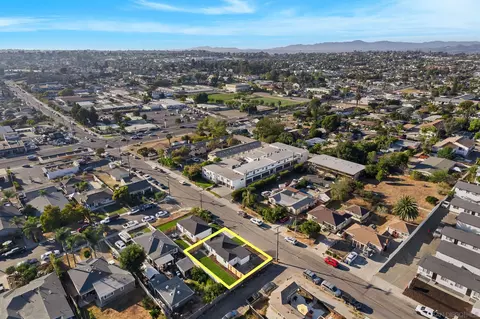 View/Area - 211 E California Ave, Vista, CA 92084 photo 8 of 8