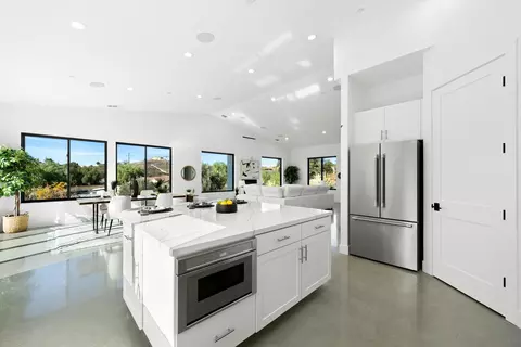 Kitchen - 14017-21 Hillside Dr, Jamul, CA 91935 photo 6 of 12