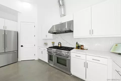 Kitchen - 14017-21 Hillside Dr, Jamul, CA 91935 photo 4 of 12