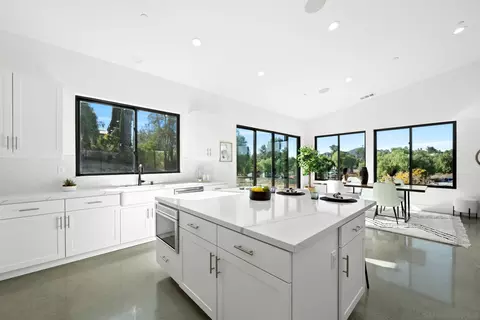 Kitchen - 14017-21 Hillside Dr, Jamul, CA 91935 photo 8 of 12