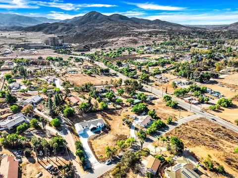View/Area - 14017-21 Hillside Dr, Jamul, CA 91935 photo 3 of 10