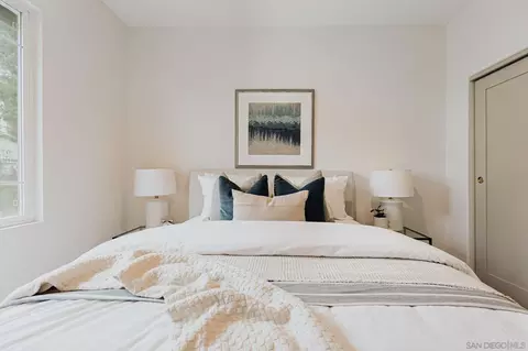 Bedroom - 6075 Hillpointe Row, La Jolla, CA 92037 photo 3 of 5