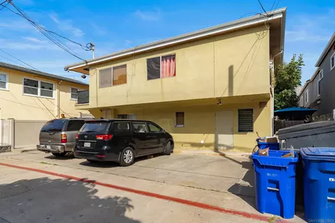 830 E Ave, Coronado, CA 92118 photo 3