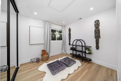 327 C Ave, Coronado, CA 92118 photo 36