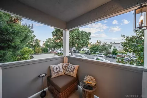 327 C Ave, Coronado, CA 92118 photo 29