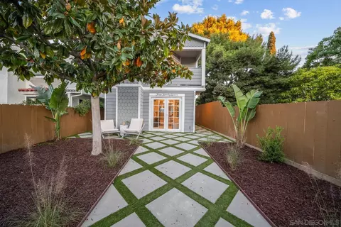 327 C Ave, Coronado, CA 92118 photo 3