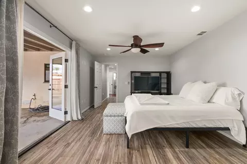 Bedroom - 13314 Powers Rd, Poway, CA 92064 photo 2 of 4