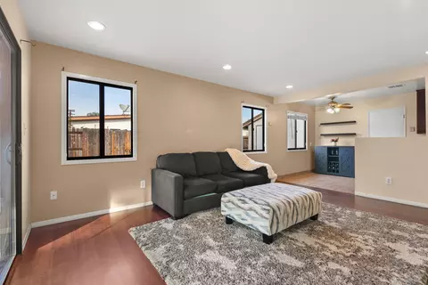Living - 13314 Powers Rd, Poway, CA 92064 photo 2 of 2