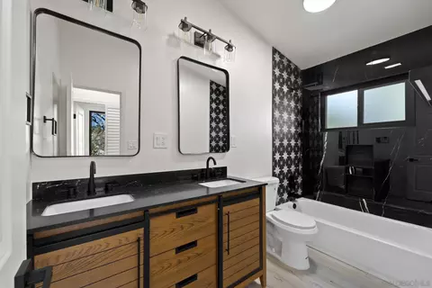 10150 Del Rio Rd, Spring Valley, CA 91977 photo 17