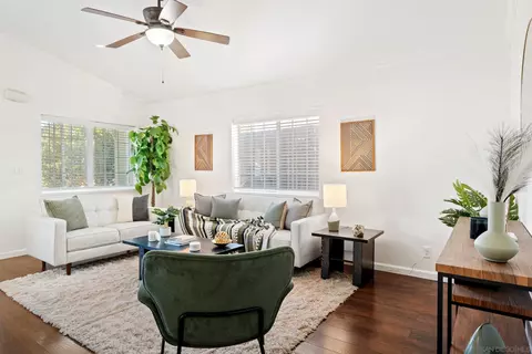 Living - 15935 Spring Oaks Rd #102, El Cajon, CA 92021 photo 3 of 4