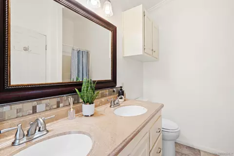 Bath - 15935 Spring Oaks Rd #102, El Cajon, CA 92021 photo 3 of 4