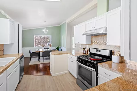 Kitchen - 15935 Spring Oaks Rd #102, El Cajon, CA 92021 photo 3 of 3