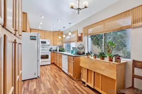 Kitchen - 10388 Seth Way, Santee, CA 92071 photo 1 of 4