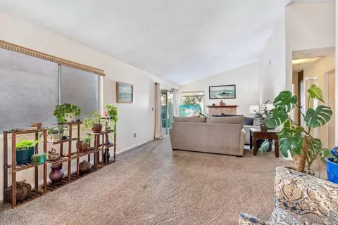 Living - 10388 Seth Way, Santee, CA 92071 photo 6 of 6