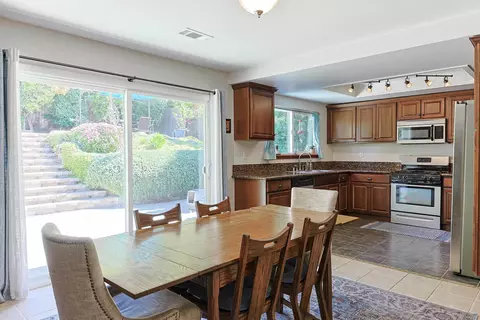 Dining - 760 S Vine St, Escondido, CA 92025 photo 2 of 5