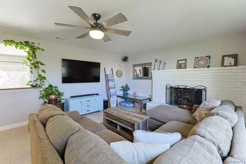 Living - 760 S Vine St, Escondido, CA 92025 photo 4 of 4