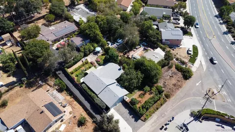 View/Area - 760 S Vine St, Escondido, CA 92025 photo 2 of 11