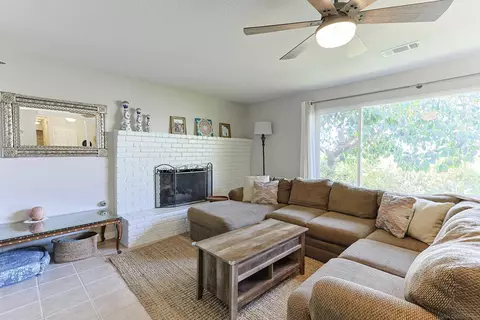 Living - 760 S Vine St, Escondido, CA 92025 photo 3 of 4