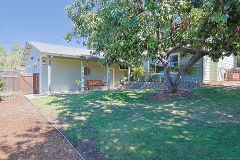 Exterior - 760 S Vine St, Escondido, CA 92025 photo 3 of 18