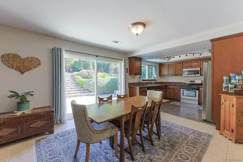 Dining - 760 S Vine St, Escondido, CA 92025 photo 1 of 5