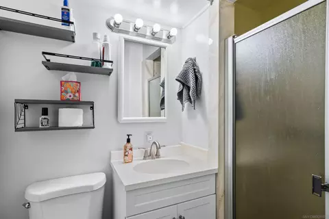 Bath - 1184 Naranca Ave, El Cajon, CA 92021 photo 2 of 2