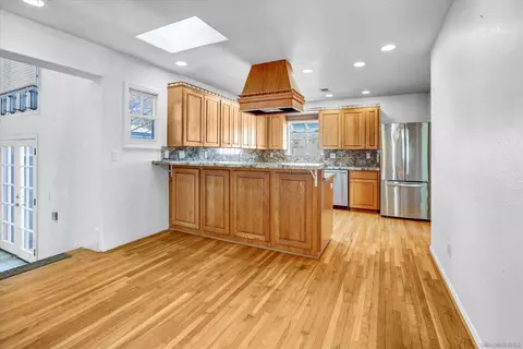 654 Beech Ave, Chula Vista, CA 91910 photo 6