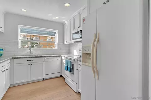1100 Adella Ave #33, Coronado, CA 92118 photo 23