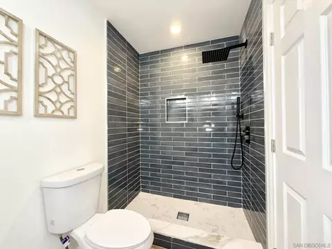 Bath - 8687 Fanita, Santee, CA 92071 photo 1 of 6