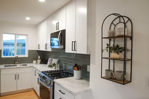 Kitchen - 8687 Fanita, Santee, CA 92071 photo 2 of 4