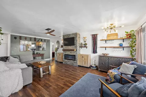 Living - 8515 Ellsworth Ln, Santee, CA 92071 photo 1 of 12