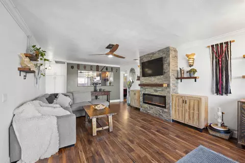 Living - 8515 Ellsworth Ln, Santee, CA 92071 photo 3 of 12