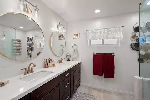 Bath - 8515 Ellsworth Ln, Santee, CA 92071 photo 1 of 3