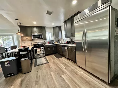 8210 Palm St, Lemon Grove, CA 91945 photo 3