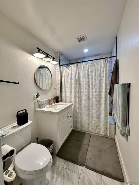 8210 Palm St, Lemon Grove, CA 91945 photo 6