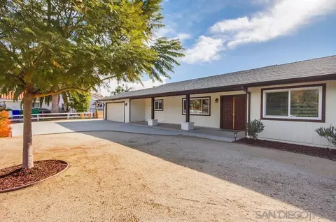Exterior - 5847 Jeffries Ranch Rd, Oceanside, CA 92057 photo 5 of 15