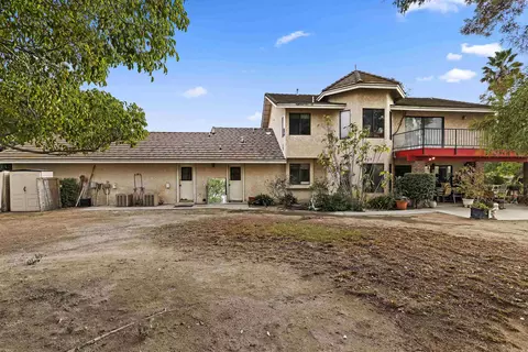 Exterior - 2109 Old Bridge Rd, Riverside, CA 92506 photo 16 of 17