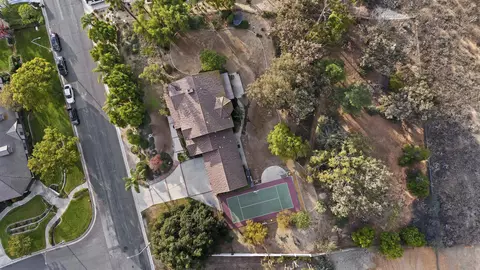 View/Area - 2109 Old Bridge Rd, Riverside, CA 92506 photo 5 of 8
