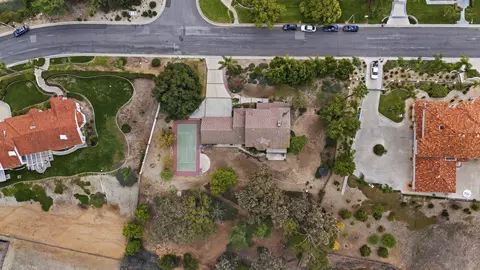 View/Area - 2109 Old Bridge Rd, Riverside, CA 92506 photo 3 of 8