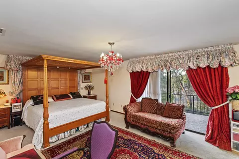 Bedroom - 2109 Old Bridge Rd, Riverside, CA 92506 photo 4 of 4