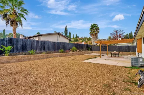 Exterior - 13328 Silver Lake Dr, Poway, CA 92064 photo 3 of 8