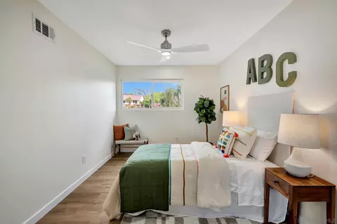 Bedroom - 13328 Silver Lake Dr, Poway, CA 92064 photo 1 of 6