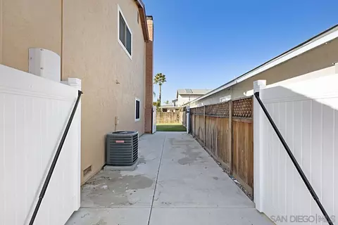 10148 E Glendon Cir, Santee, CA 92071 photo 31