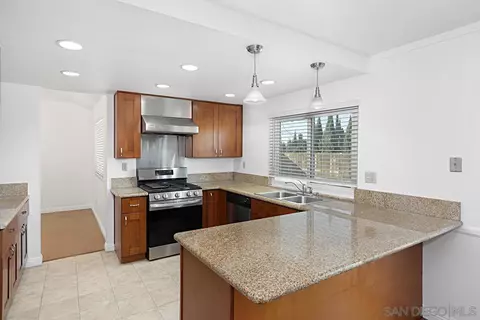 10148 E Glendon Cir, Santee, CA 92071 photo 11