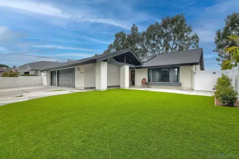 7249 Carpa Ct, Carlsbad, CA 92009