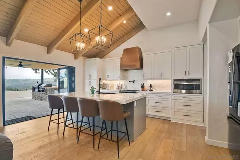 7249 Carpa Ct, Carlsbad, CA 92009 photo 8